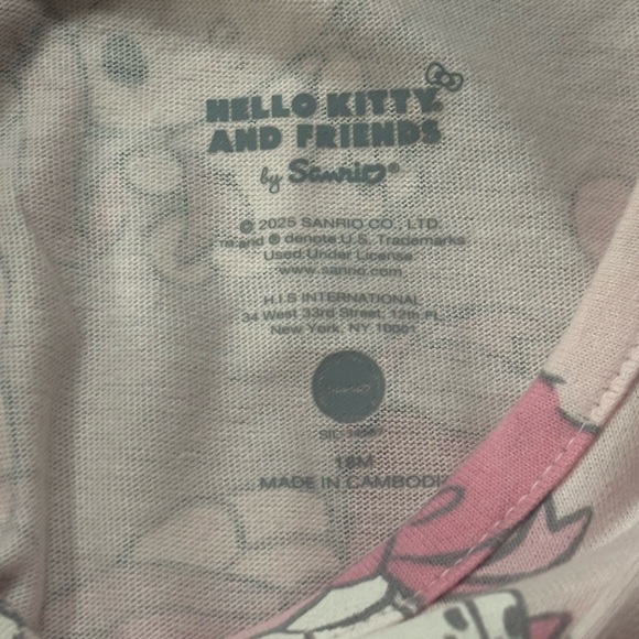 Hello Kitty and Friends Pink Apparel - Picture 4 of 4
